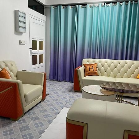 Ontrack Travel Transit Hotel Malé Extérieur photo
