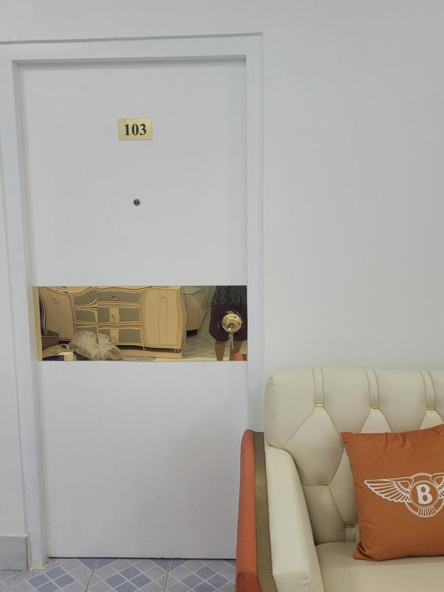 Ontrack Travel Transit Hotel Malé Extérieur photo